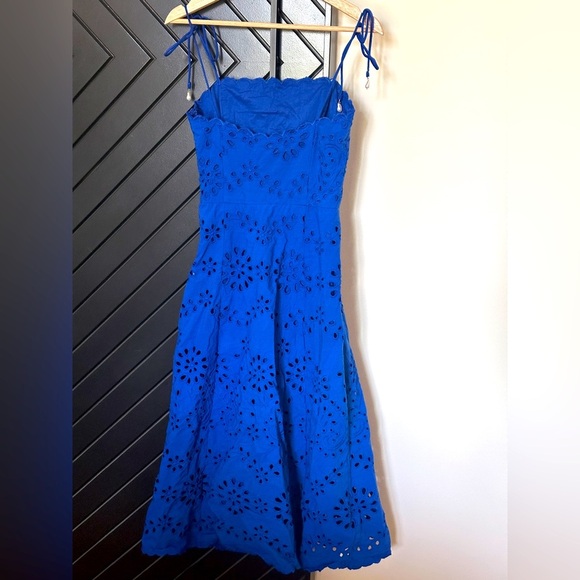 H&M eyelet tie shoulder dress.Size S.Worn only ONCE! Extremely flattering dress! - Picture 8 of 9
